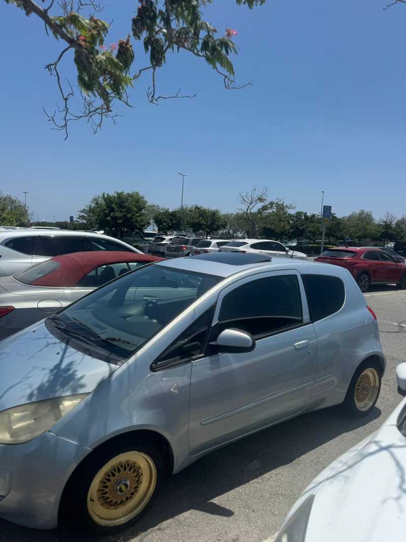 2005 Mitsubishi Colt 1,3L 2005 Cyprus