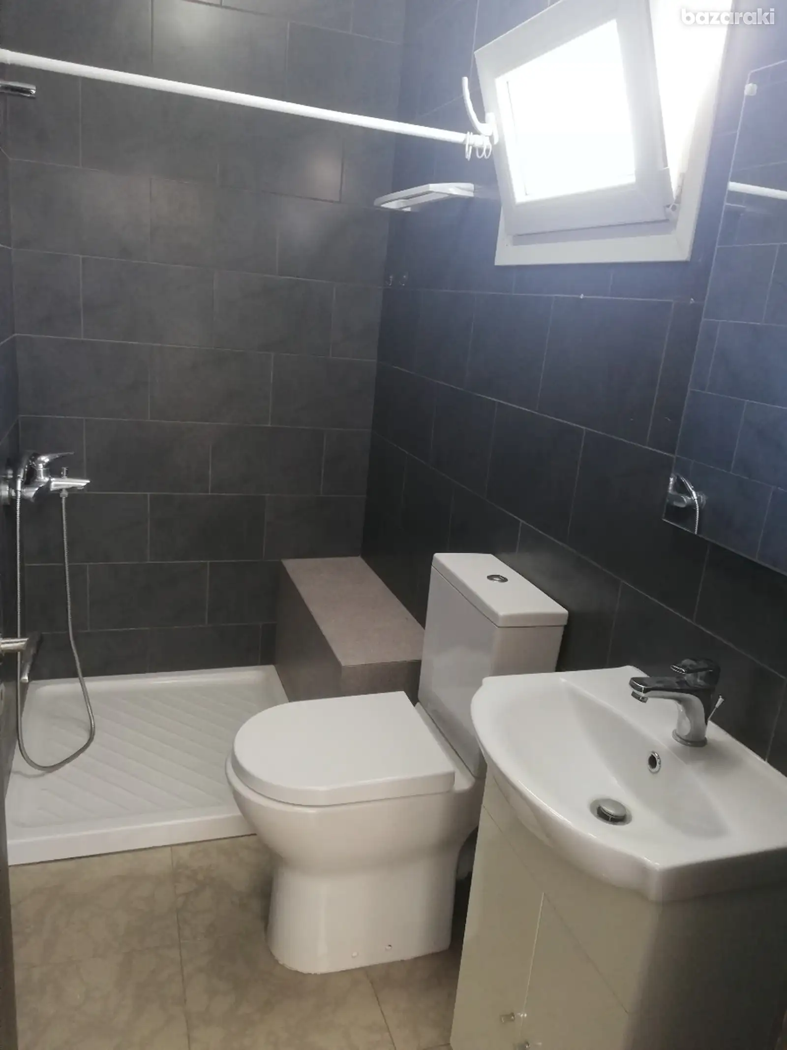 House, 1 bedroom — 6