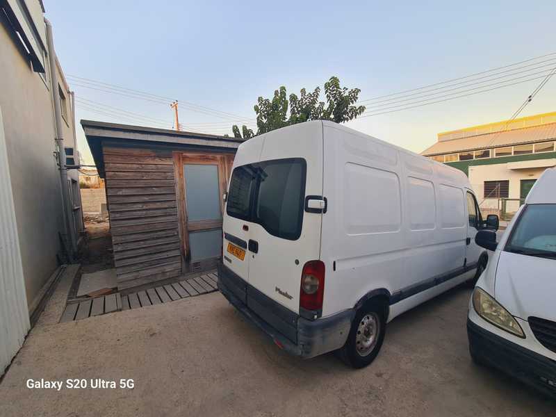 2004 Renault Master 2,1L 2004 Cyprus