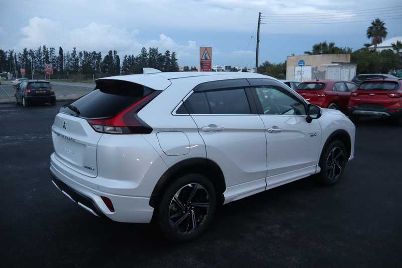 2021 Mitsubishi Eclipse Cross 2,4L 2021 Cyprus