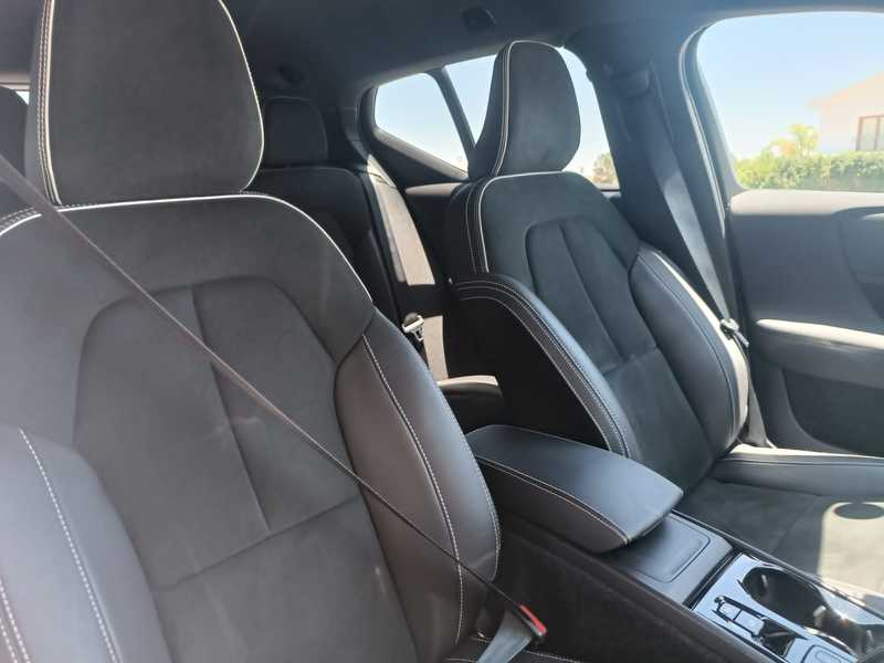 2022 Volvo XC40 2,0L 2022 Cyprus