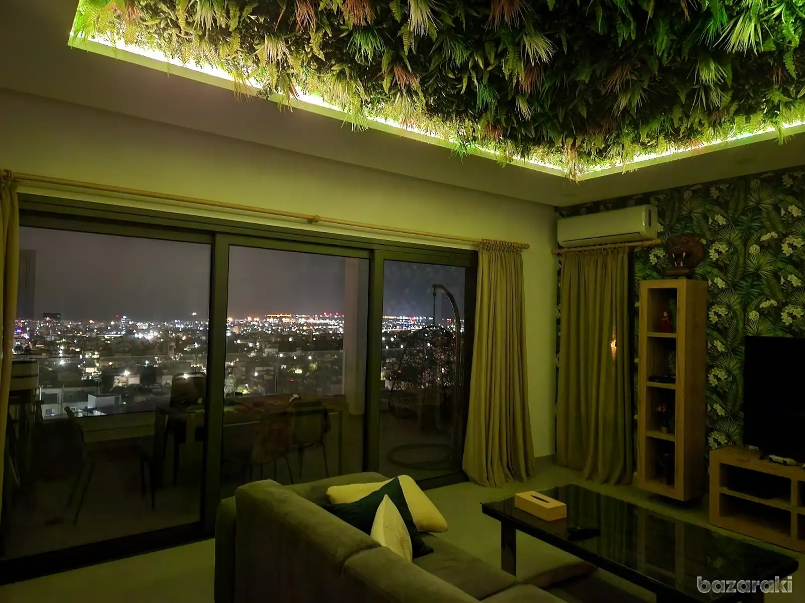 Penthouse, 4 bedrooms — 12