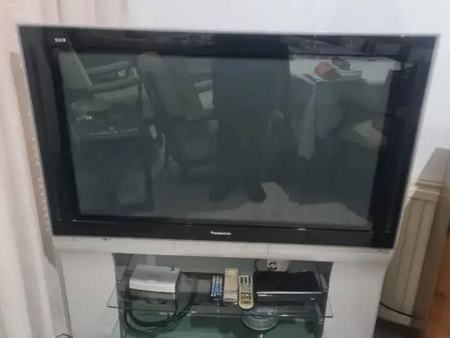 Τηλεωραση panasonic με το έπιπλο της και αποδικοποιητη, Nicosia — Egkomi - Makedonitissa