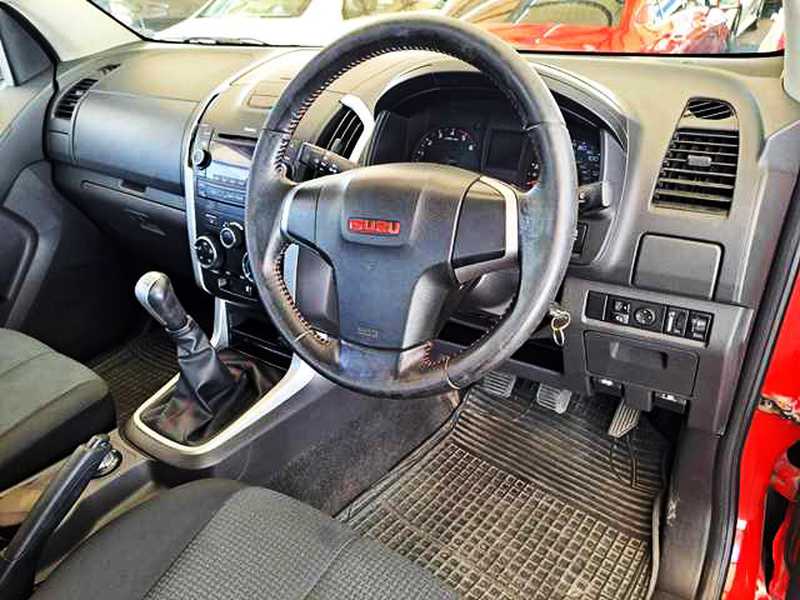 2016 Isuzu D-MAX 2,5L 2016 Cyprus