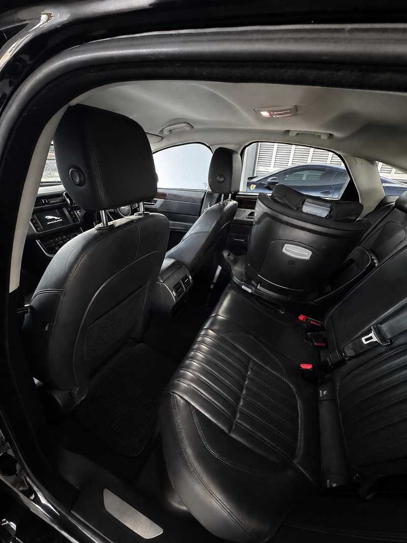 2017 Jaguar XF 2,0L 2017 Cyprus