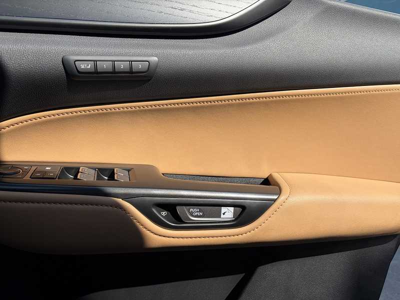 2023 Lexus NX 2,5L 2023 Cyprus