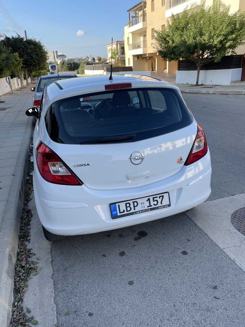 2013 Opel, Vauxhall Corsa 1,4L 2013 Cyprus