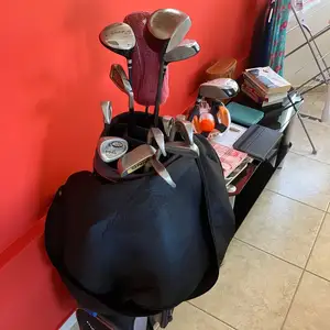 Full set ping golf clubs with cobra woods in excellent condition with bag., Επαρχία Λεμεσού — Πισσούρι