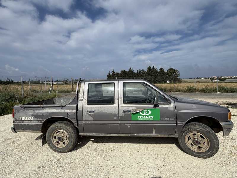 1990 Isuzu Pick-up 2,5L 1990 Cyprus