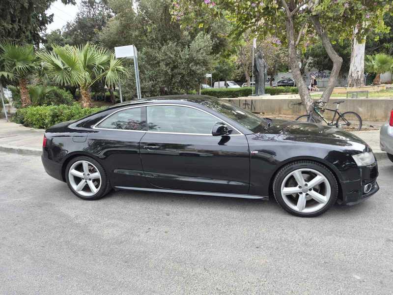 2009 Audi A5 2,0L 2009 Cyprus