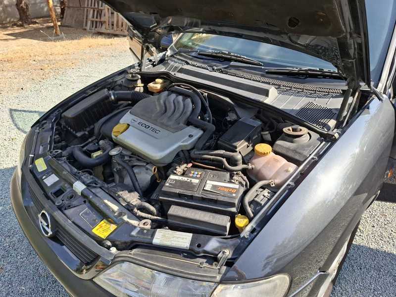 1996 Opel, Vauxhall Vectra 1,6L 1996 Cyprus