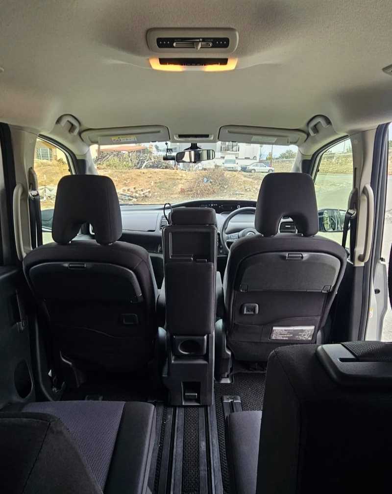 2022 Nissan Serena 2,0L 2022 Cyprus