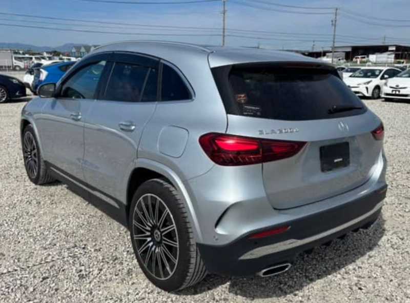 2025 Mercedes-Benz GLA-Class 2,0L 2025 Cyprus