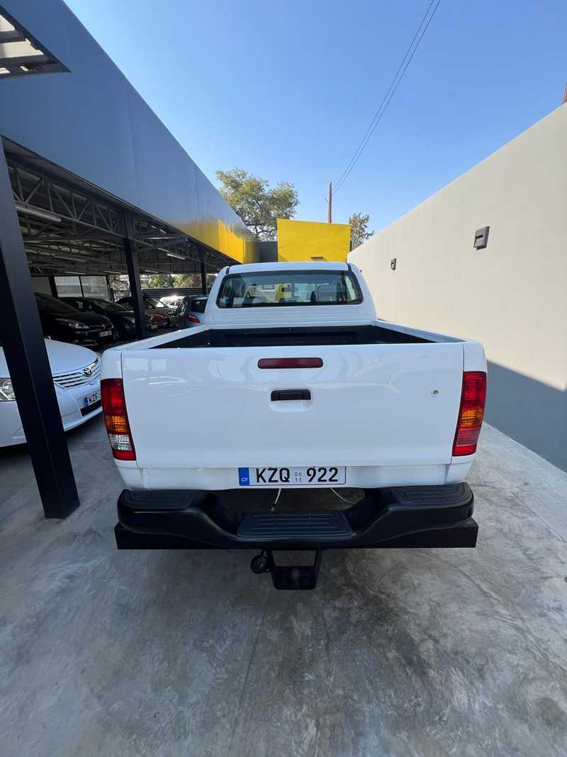 2011 Toyota Hilux 2,5L 2011 Cyprus