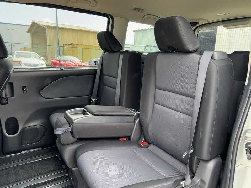 2022 Nissan Serena 2,0L 2022 Cyprus