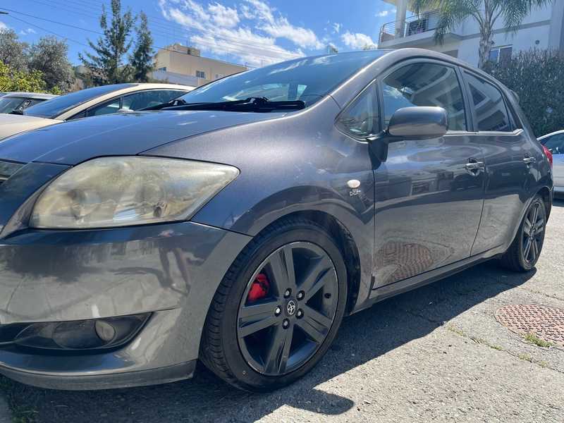 2009 Toyota Auris 2,2L 2009 Cyprus