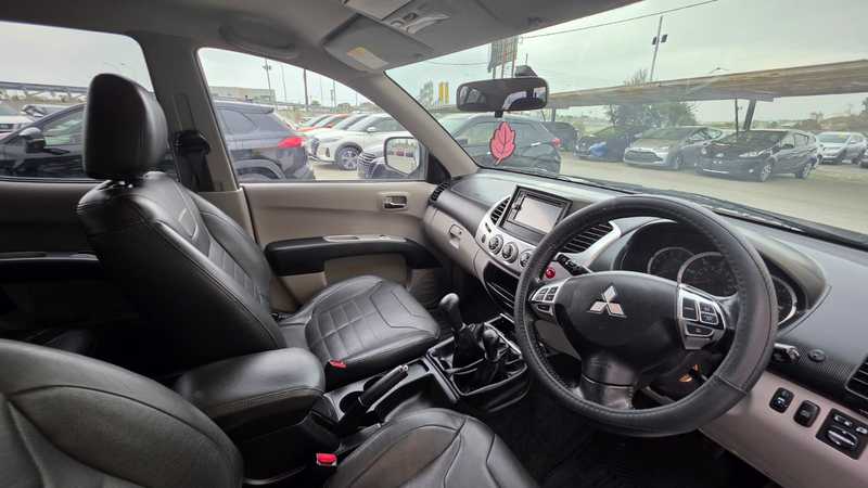 2013 Mitsubishi L200 2,5L 2013 Cyprus