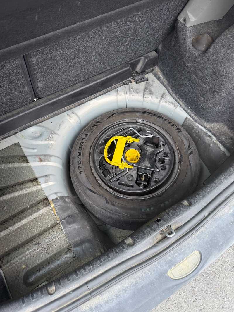 2003 Renault Clio 1,2L 2003 Cyprus
