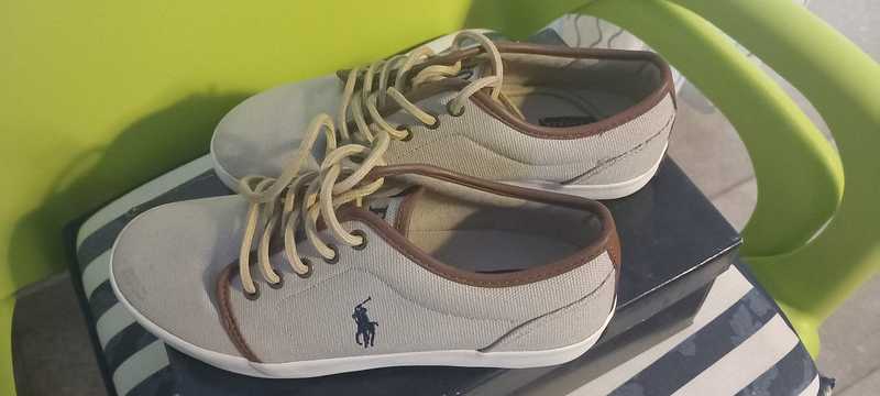 Polo beige with brown shoes €15 №5968691 in Limassol Kids shoes