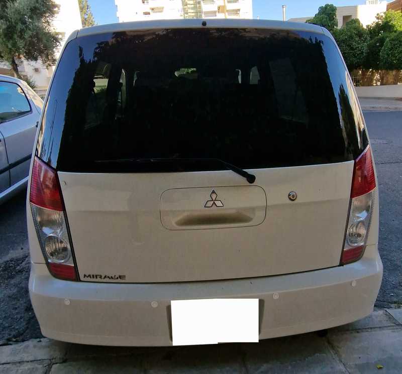 2001 Mitsubishi Dingo 1,3L 2001 Cyprus