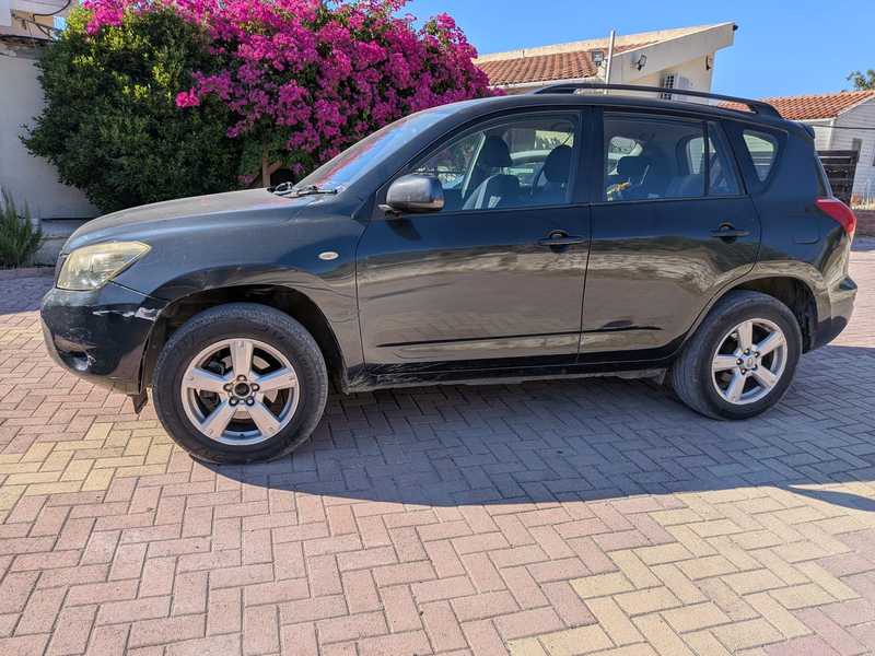 Toyota RAV4 2,0L 2006