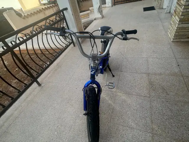 Blue freestyle bmx bike, Επαρχία Πάφου — Πάφος - Αναβαργός