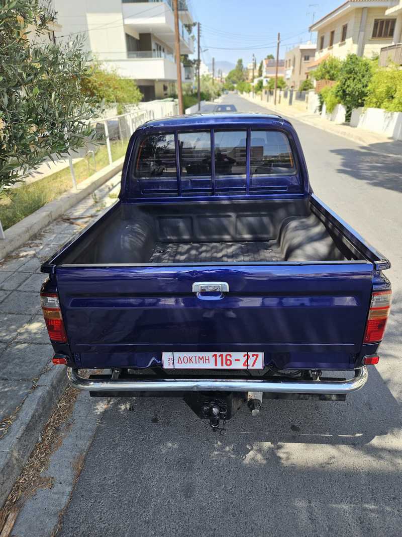 2005 Toyota Hilux 2,5L 2005 Cyprus