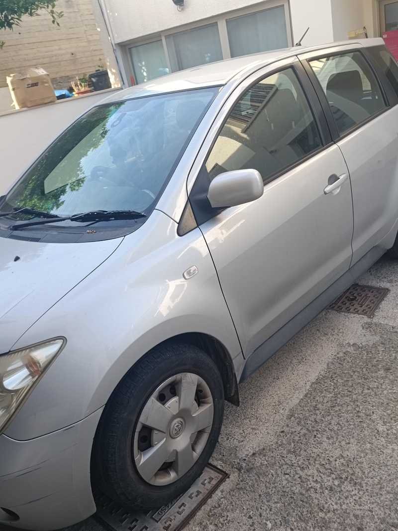 2004 Toyota Ist 1,3L 2004 Cyprus