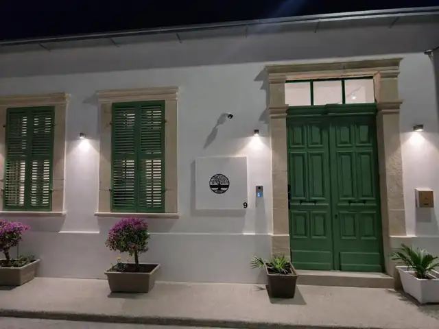 Entire building, Limassol — Historical Center