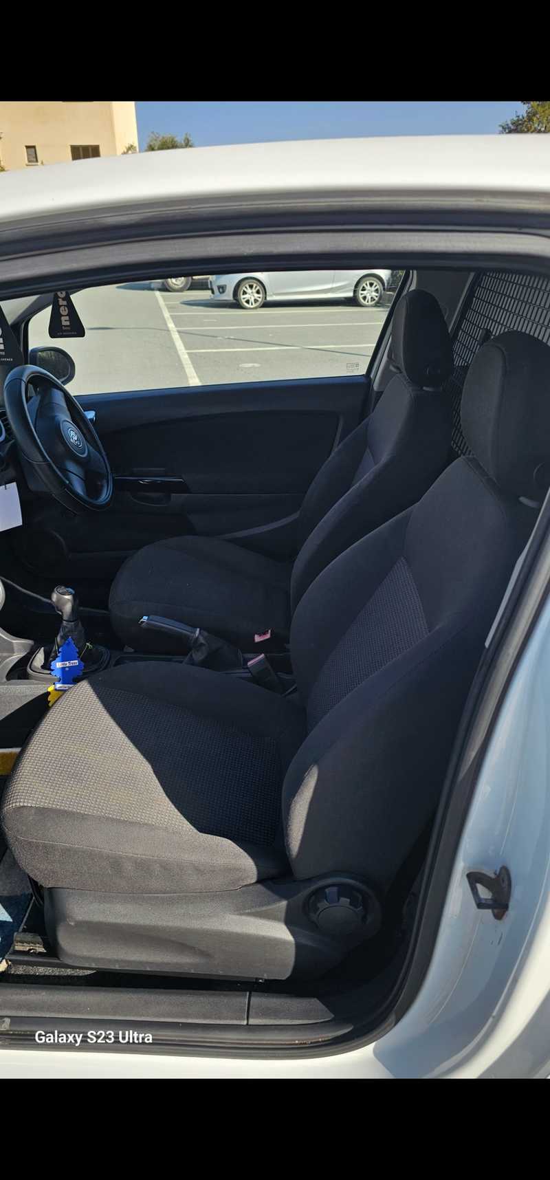 2011 Opel, Vauxhall Corsa 1,3L 2011 Cyprus