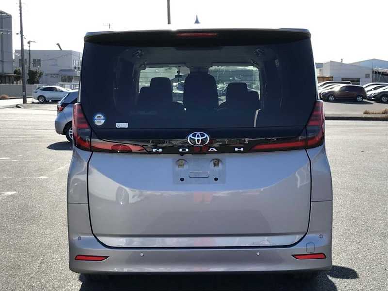 2023 Toyota Noah 2,0L 2023 Cyprus