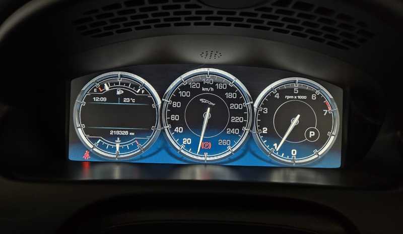 2013 Jaguar XJ 2,0L 2013 Cyprus