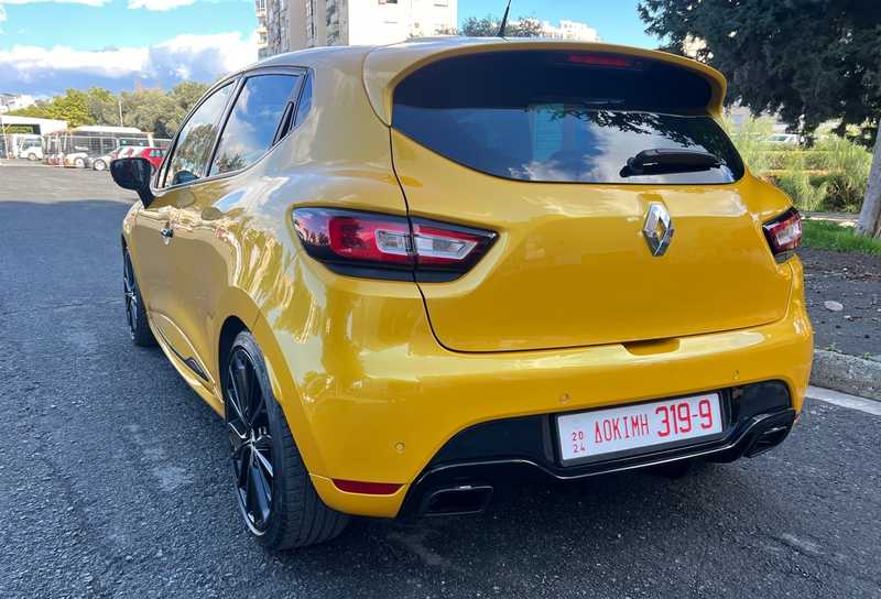2019 Renault Clio 1,6L 2019 Cyprus