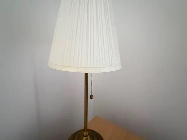 Ikea årstid table lamp white, Limassol — Pyrgos Lemesou