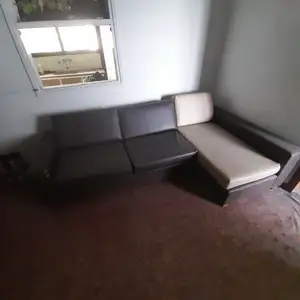 Couch kanapes, Επαρχία Λεμεσού — Λεμεσός - Κάψαλος