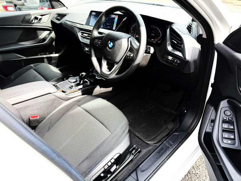 2022 BMW 1-Series 1,5L 2022 Cyprus