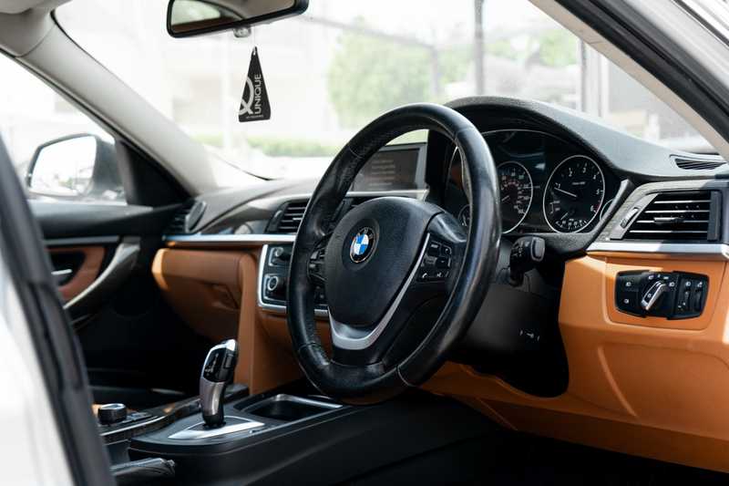 2012 BMW 3-Series 2,0L 2012 Cyprus