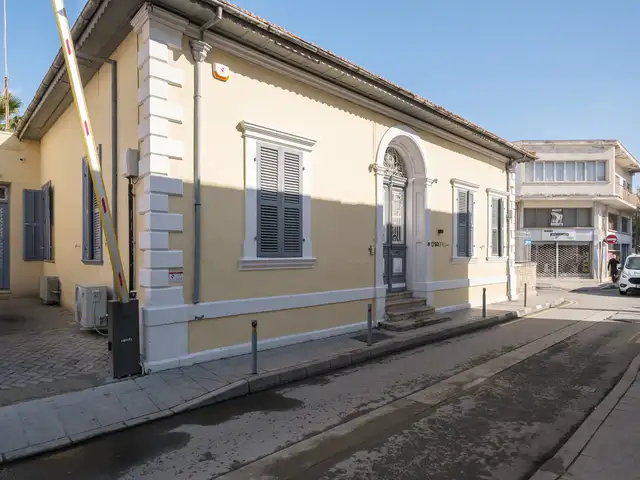 Offices in historical centre, Επαρχία Λεμεσού — Λεμεσός - Αγία Νάπα - 16