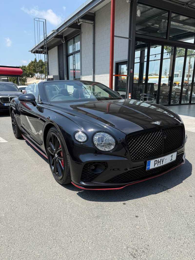 Bentley Continental GTC 4,0L 2022