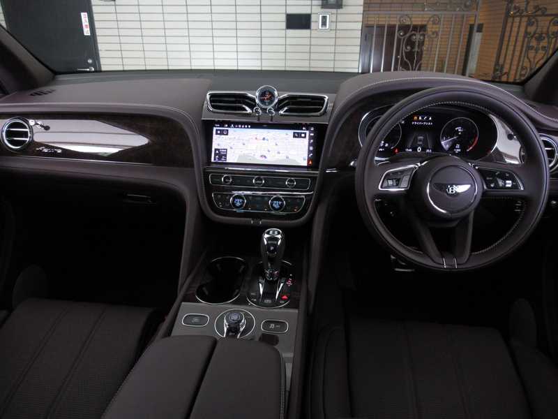 2023 Bentley Bentayga 4,0L 2023 Cyprus