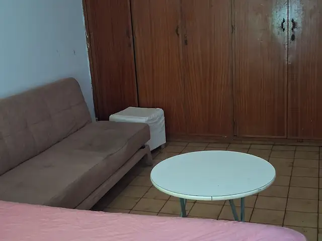 Room available in engomi alfa mega nicosia, Επαρχία Λευκωσίας — Έγκωμη - Παρισσινός