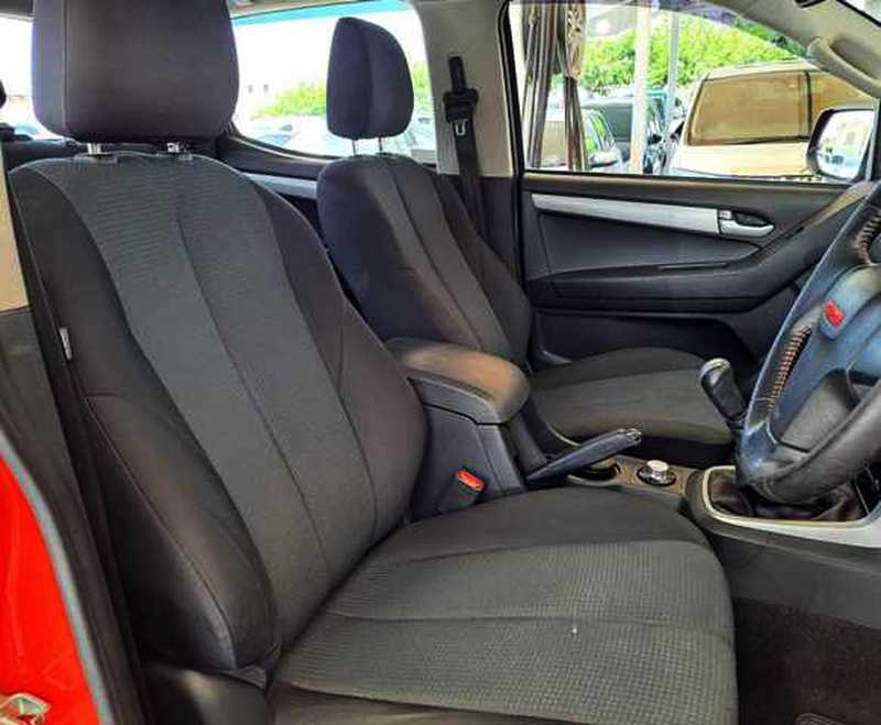 2016 Isuzu D-MAX 2,5L 2016 Cyprus