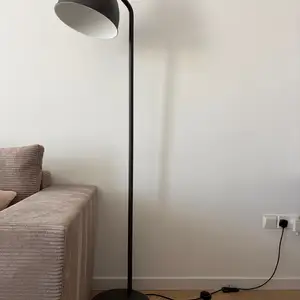 Ikea hektar floor lamp - dark grey - excellent condition, Nicosia — Egkomi