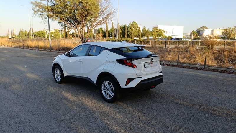 2022 Toyota C-HR 1,8L 2022 Cyprus