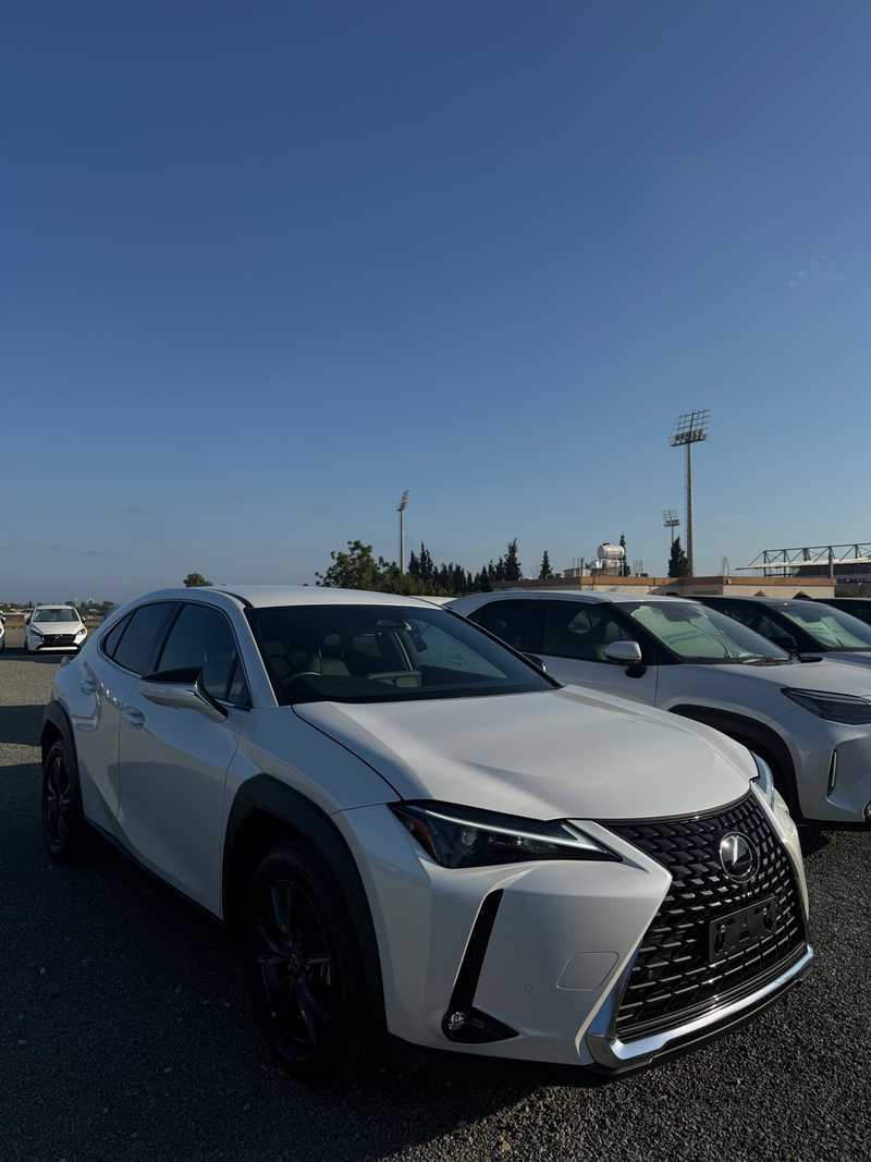 Lexus UX 2,0L 2025