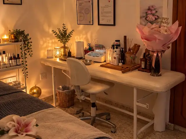 Professional massage by qualified & certified massage therapist larnaka, Επαρχία Λάρνακας — Δροσιά