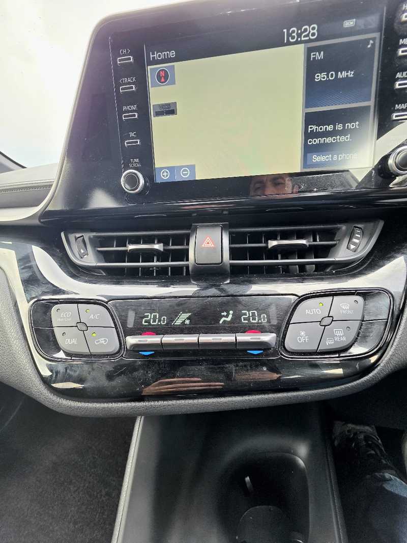 2021 Toyota C-HR 1,8L 2021 Cyprus