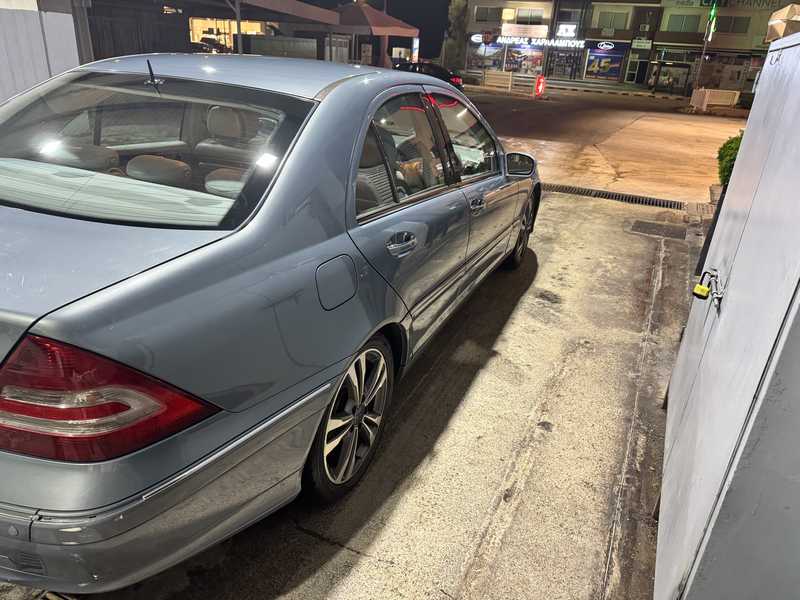 2005 Mercedes-Benz C-Class 2,2L 2005 Cyprus