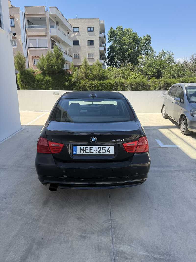 2011 BMW 3-Series 2,0L 2011 Cyprus