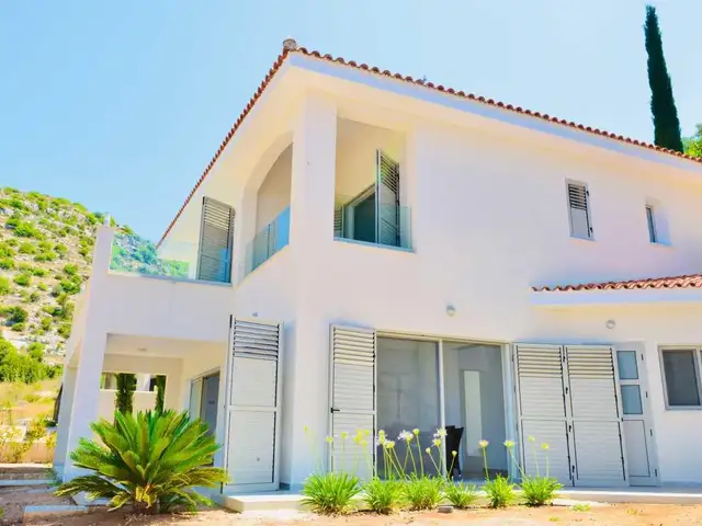 4-bedroom villa for sale, Paphos — Tala